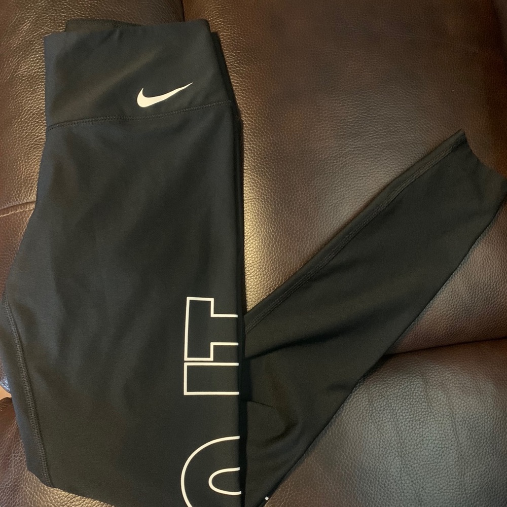 Nike leggings